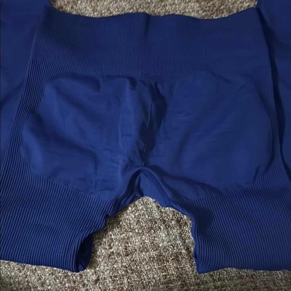 Blue Seamless Leggings - Picture 2 of 3